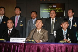 Mehrere Mitglieder des Thailändischer Senats